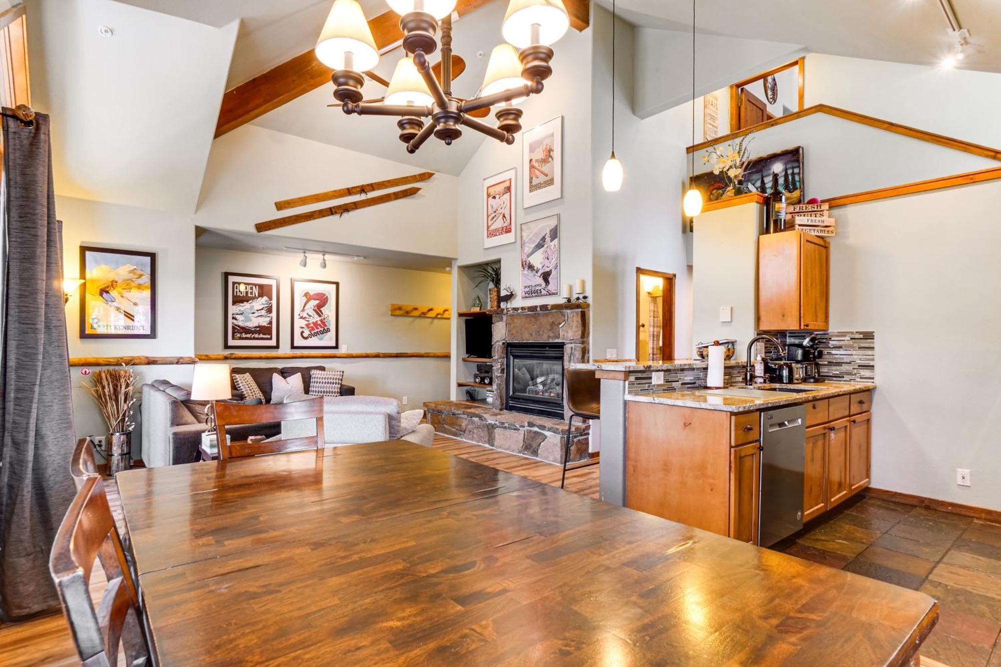 Breck Condo With Pool And Hot Tub Access Walk To Lift Breckenridge Eksteriør bilde