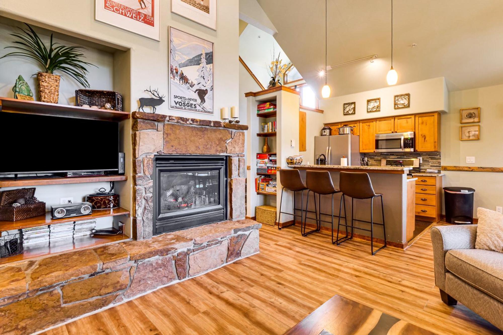 Breck Condo With Pool And Hot Tub Access Walk To Lift Breckenridge Eksteriør bilde